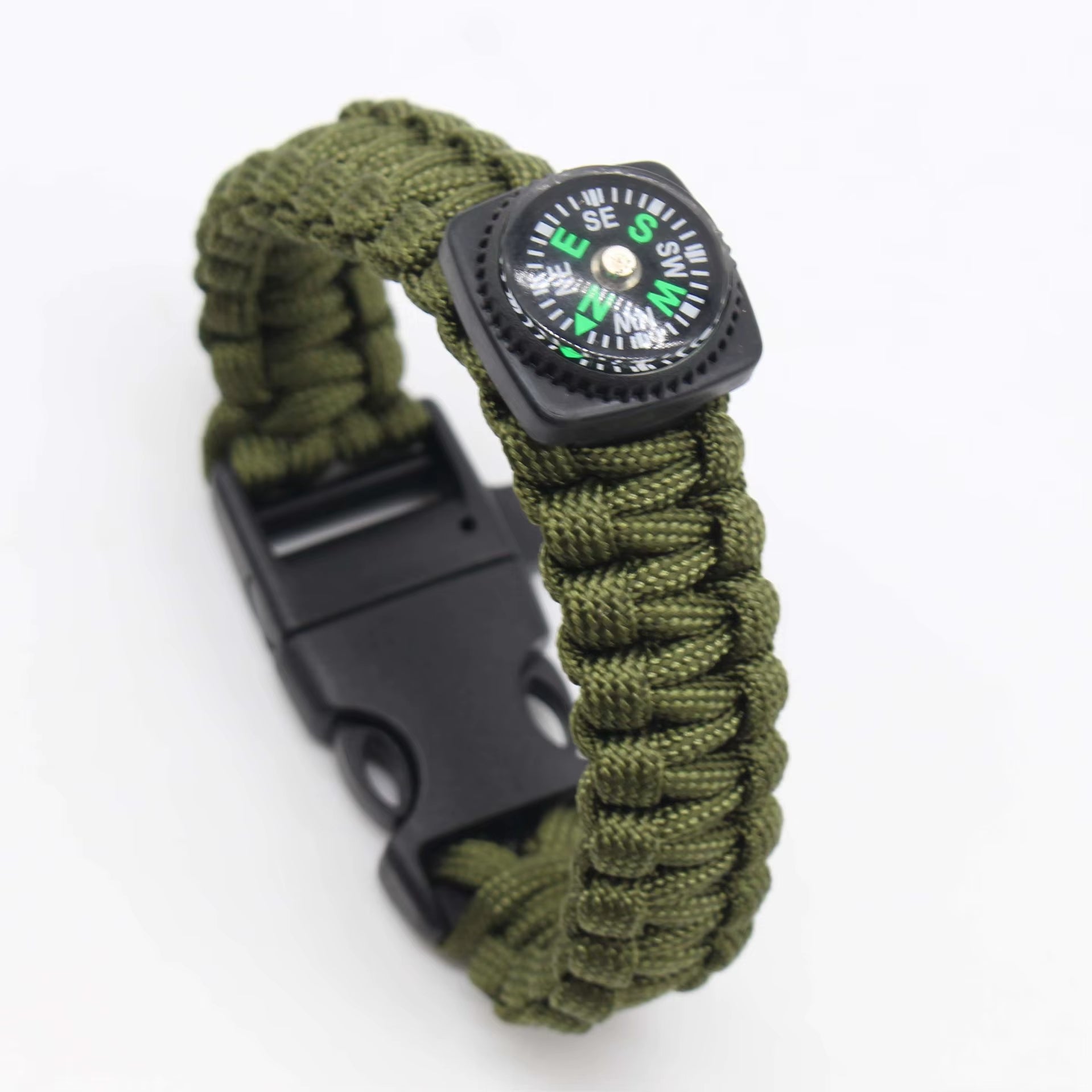 Survival Bracelet: Multifunctional Paracord Wristband with Loud Whistle and Compass for Outdoor Adventures