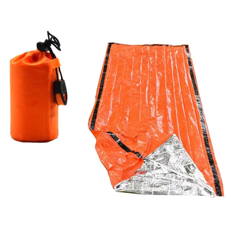 Stay Warm and Safe with Our Portable Waterproof Emergency Survival Sleeping Bag - Ideal for Outdoor Adventures and First Aid Kits!