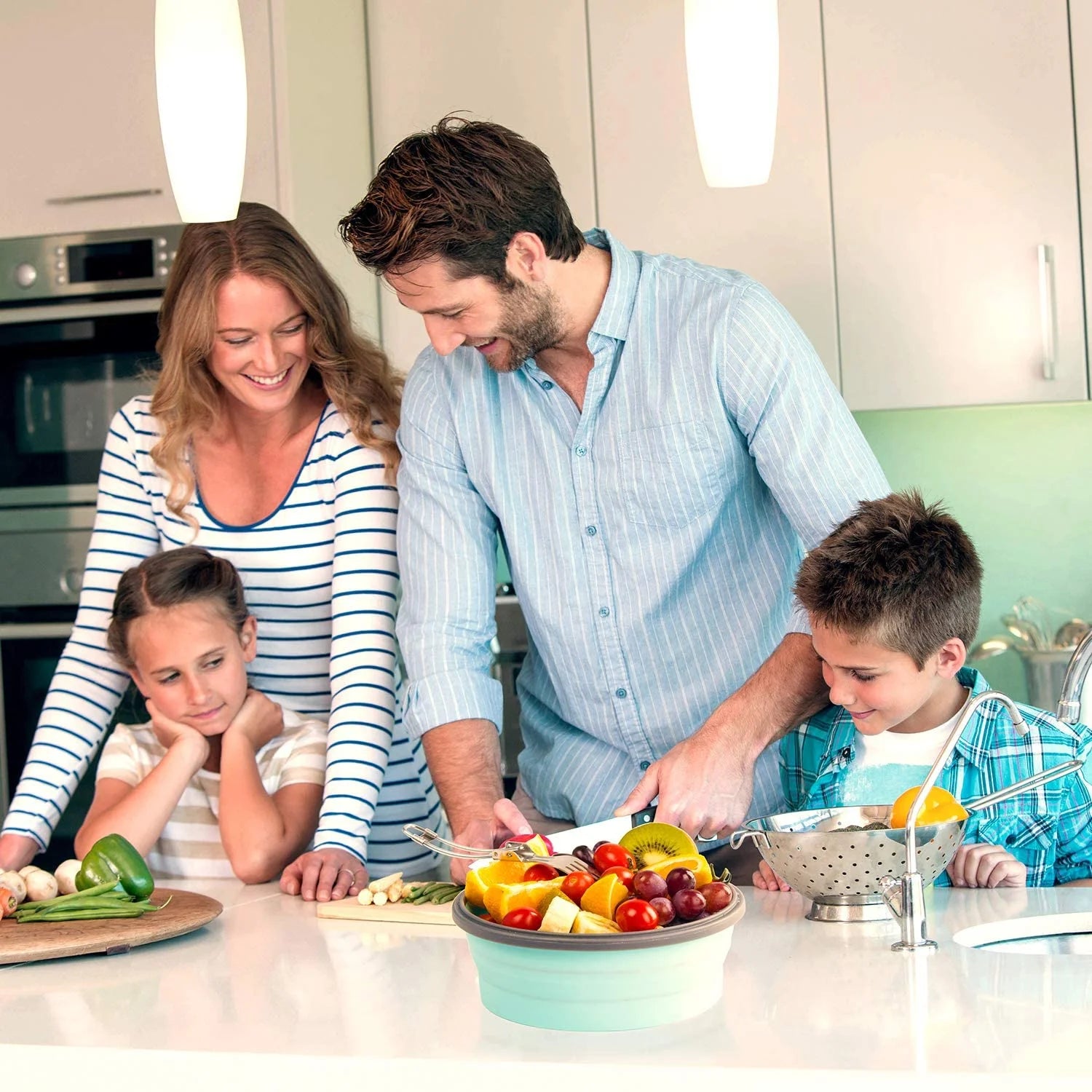 Camping Bowl with Lid Collapsible Silicone Bowl Foldable for Travel and Camping Microvave and Fridge Food Storage Bowl from (1200ML)