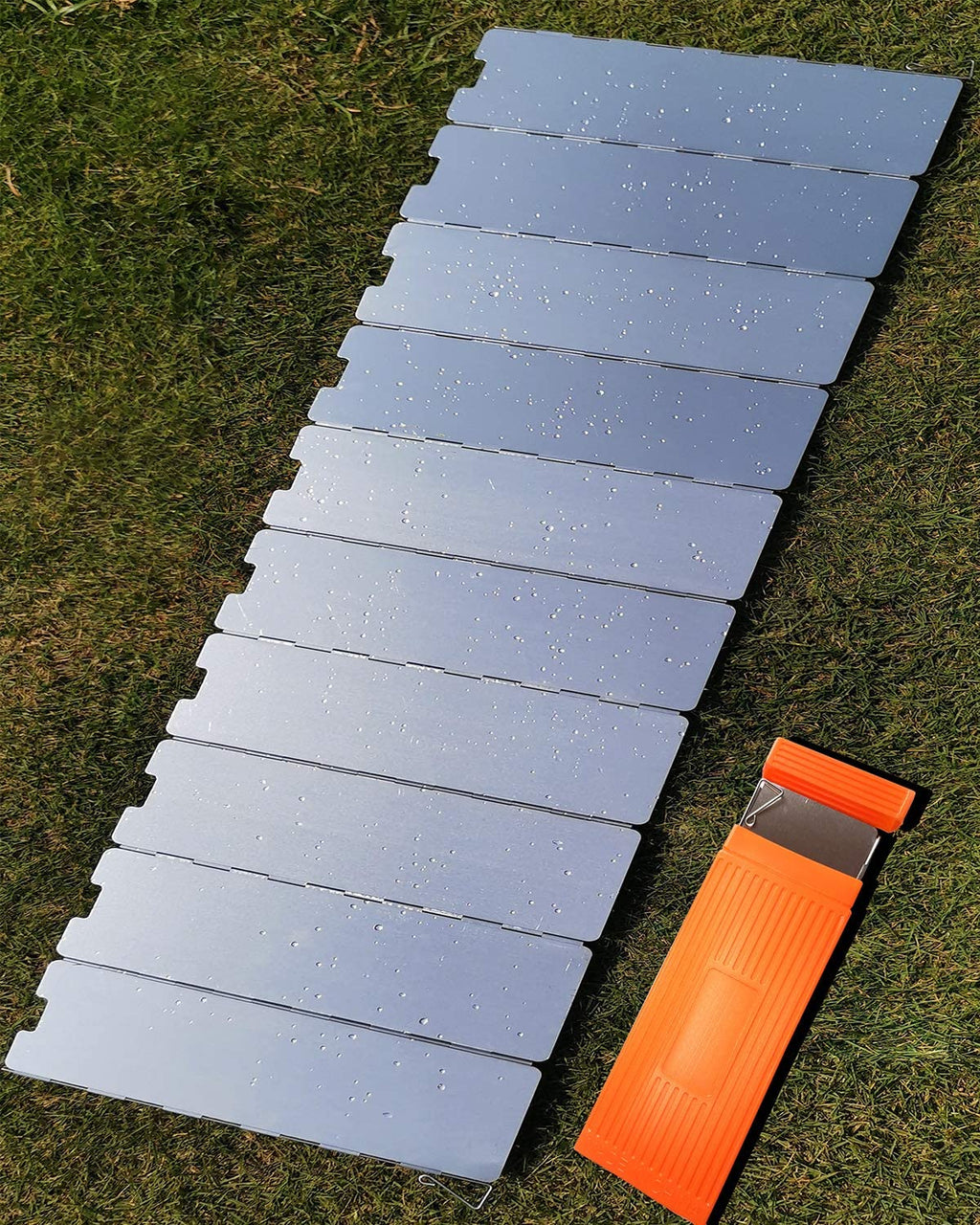 Ultimate Foldable Camping Stove Windscreen - Lightweight Aluminum Wind Shield for Outdoor Adventures - Perfect for Gas Stoves and More!