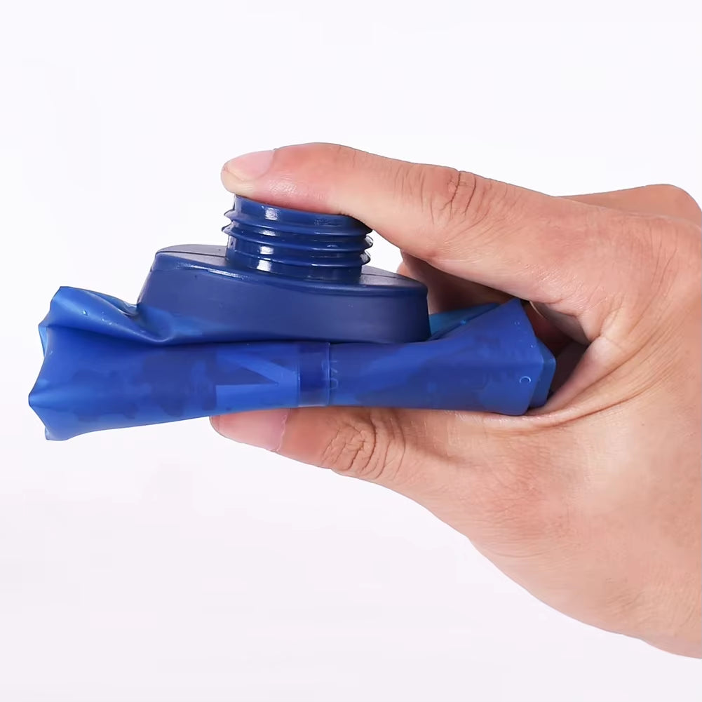 Stay Hydrated on the Go with AONIJIE SD09/SD10 Soft Flask Water Bottle - Lightweight, Collapsible and Perfect for Running, Hiking, and More!